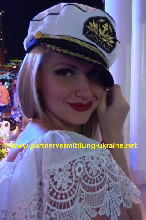 Eine Frau auf Partnersuche durch unsere Partnervermittlung: Tatyana(45 ...