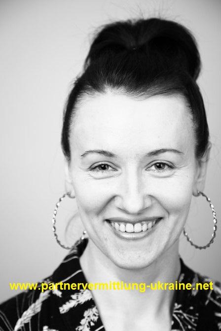 Eine Frau auf Partnersuche durch unsere Partnervermittlung: Tanja(44 ...