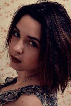 Eine Frau auf Partnersuche durch unsere Partnervermittlung: Oksana(36 ...