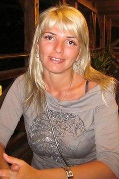 Eine Frau auf Partnersuche durch unsere Partnervermittlung: Mariia(41 ...