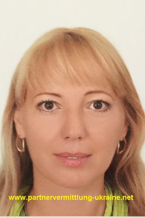 Eine Frau auf Partnersuche durch unsere Partnervermittlung: Vlada(30 ...