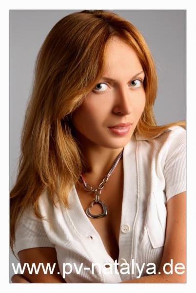 Eine Frau auf Partnersuche: Foto 1 von Julia