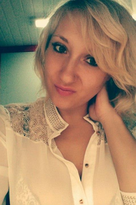 Marina sucht einen Partner über die Partnervermittlung Ukraine Foto von Marina, einer Frau aus der Ukraine auf Partnersuche