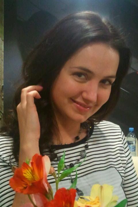 Nataliia sucht einen Partner über die Partnervermittlung Ukraine Foto von Nataliia, einer Frau aus der Ukraine auf Partnersuche