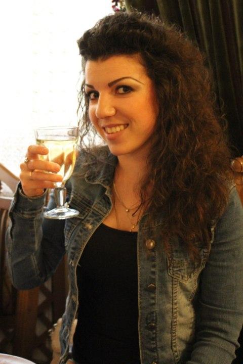 Kristina sucht einen Partner über die Partnervermittlung Ukraine Foto von Kristina, einer Frau aus der Ukraine auf Partnersuche