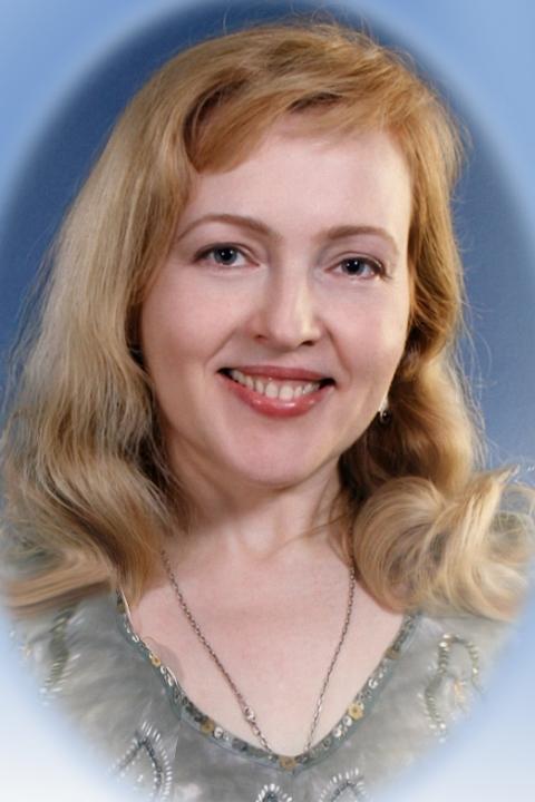 Lilia sucht einen Partner über die Partnervermittlung Ukraine Foto von Lilia, einer Frau aus der Ukraine auf Partnersuche
