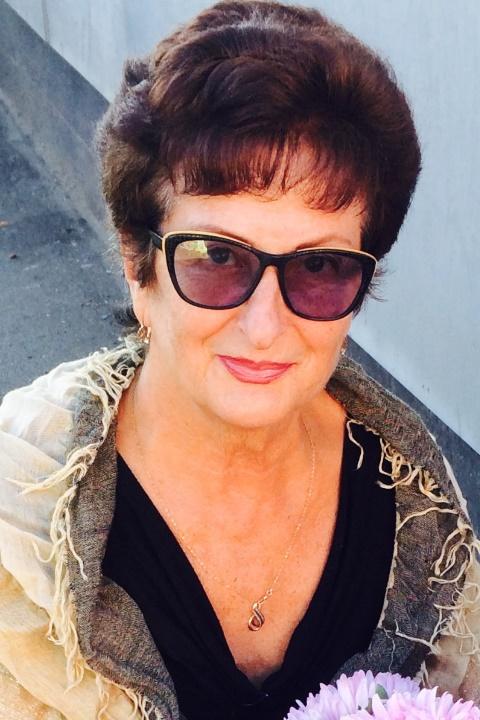 Katerina sucht einen Partner über die Partnervermittlung Ukraine Foto von Katerina, einer Frau aus der Ukraine auf Partnersuche