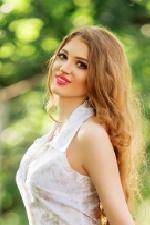 Ilona sucht einen Partner über die Partnervermittlung Ukraine Foto von Ilona, einer Frau aus der Ukraine auf Partnersuche