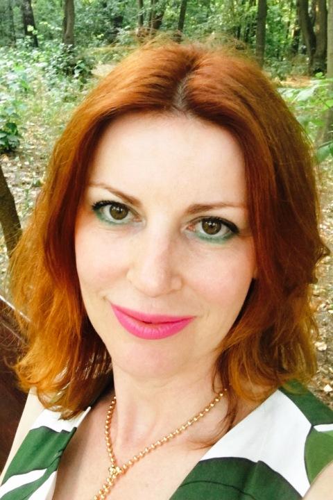 Ludmila sucht einen Partner über die Partnervermittlung Ukraine Foto von Ludmila, einer Frau aus der Ukraine auf Partnersuche
