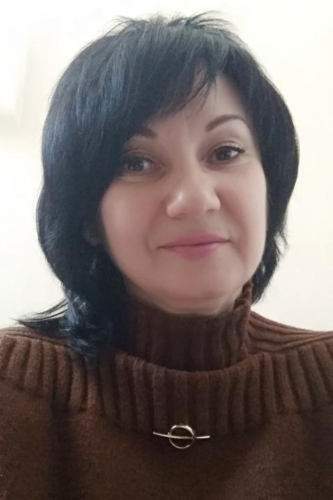 Larisa (55) aus Osteuropa sucht einen Mann