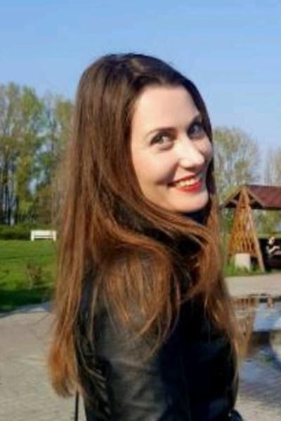 Victoriia (42) aus Osteuropa sucht einen Mann