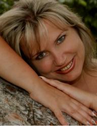 Aljona sucht einen Partner über die Partnervermittlung Ukraine Foto von Aljona, einer Frau aus der Ukraine auf Partnersuche