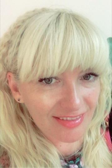 Sveta (59) aus Osteuropa sucht einen Mann