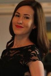 Elena sucht einen Partner über die Partnervermittlung Ukraine Foto von Elena, einer Frau aus der Ukraine auf Partnersuche