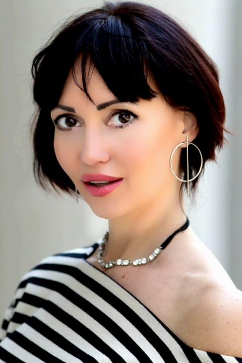 Marina sucht einen Partner über die Partnervermittlung Ukraine Foto von Marina, einer Frau aus der Ukraine auf Partnersuche