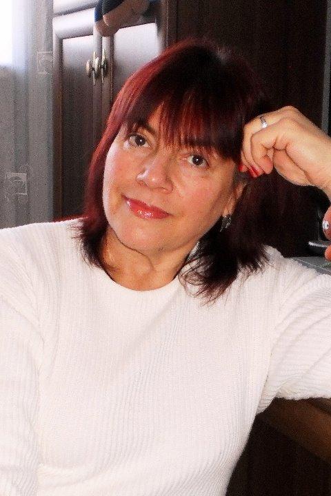 Ludmila (67) aus Osteuropa sucht einen Mann