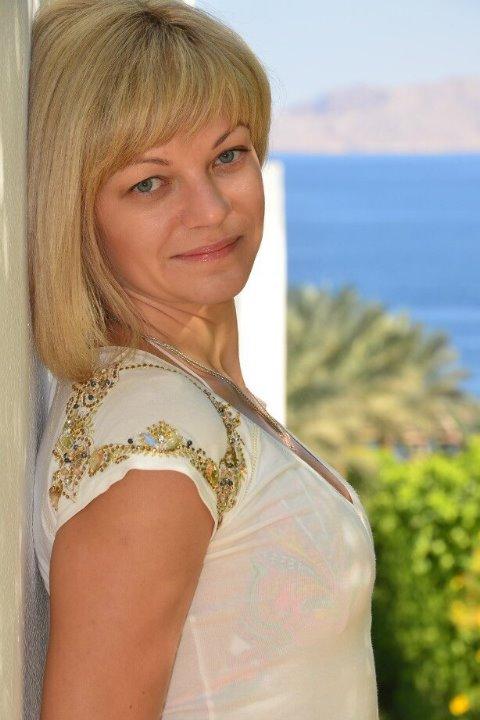 Tetyana sucht einen Partner über die Partnervermittlung Ukraine Foto von Tetyana, einer Frau aus der Ukraine auf Partnersuche