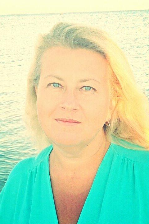 Elena (60) aus Osteuropa sucht einen Mann