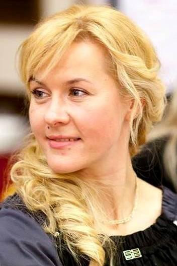 Elena (49) aus Osteuropa sucht einen Mann