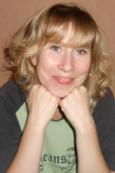 Julia (51) aus Osteuropa sucht einen Mann