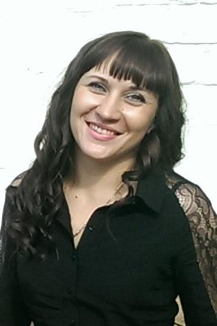 Yana (42) aus Osteuropa sucht einen Mann
