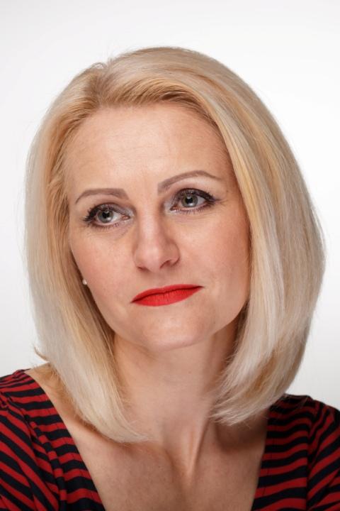 Tania sucht einen Partner über die Partnervermittlung Ukraine Foto von Tania, einer Frau aus der Ukraine auf Partnersuche
