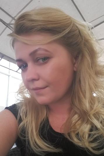 Mariia sucht einen Partner über die Partnervermittlung Ukraine Foto von Mariia, einer Frau aus der Ukraine auf Partnersuche