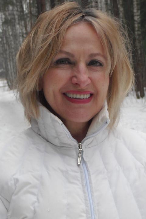 Alexandra sucht einen Partner über die Partnervermittlung Ukraine Foto von Alexandra, einer Frau aus der Ukraine auf Partnersuche