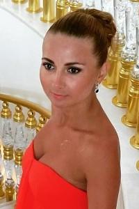 Viktoria sucht einen Partner über die Partnervermittlung Ukraine Foto von Viktoria, einer Frau aus der Ukraine auf Partnersuche