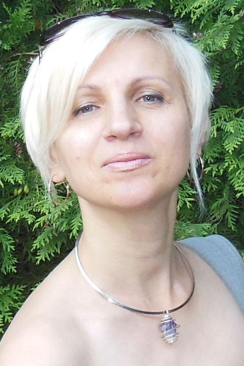 Elena (50) aus Osteuropa sucht einen Mann