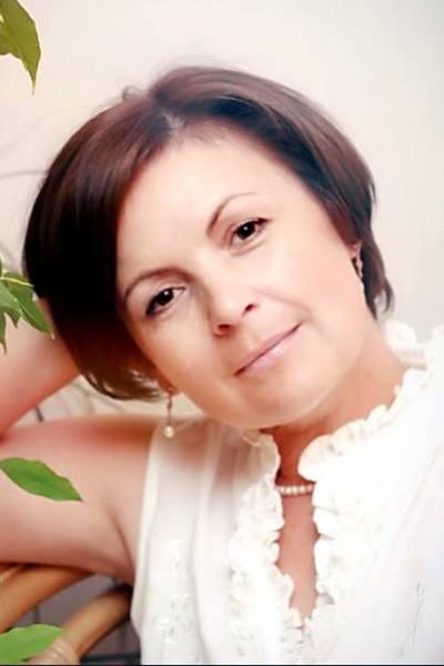 Alla (63) aus Osteuropa sucht einen Mann