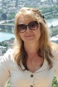 Elena (55) aus Osteuropa sucht einen Mann