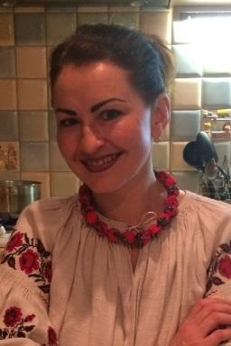 Natali (48) aus Osteuropa sucht einen Mann