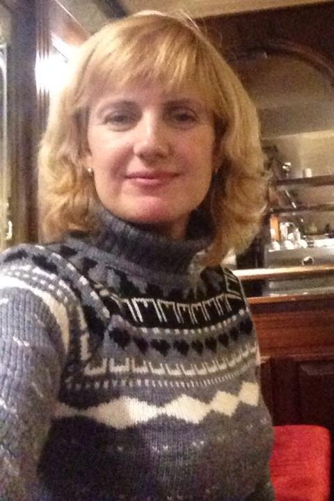 Erika sucht einen Partner über die Partnervermittlung Ukraine Foto von Erika, einer Frau aus der Ukraine auf Partnersuche