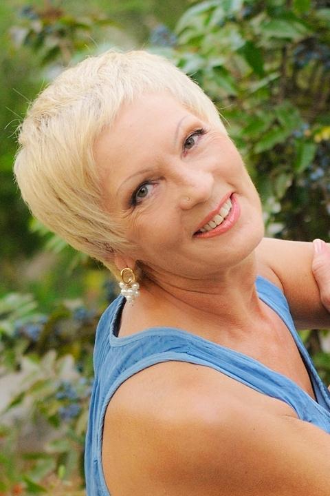 Galina sucht einen Partner über die Partnervermittlung Ukraine Foto von Galina, einer Frau aus der Ukraine auf Partnersuche
