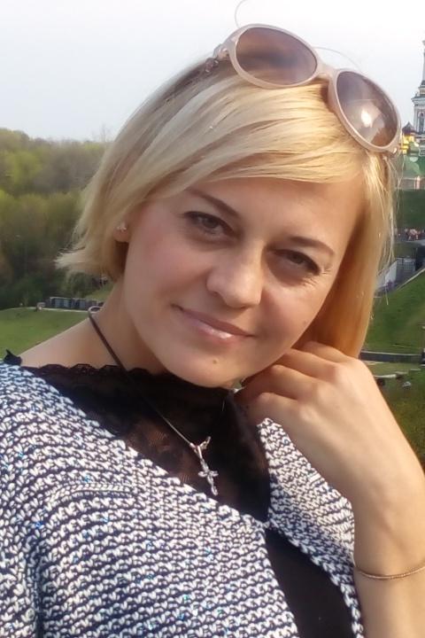 Foto von Irina, einer Frau aus der Ukraine auf Partnersuche