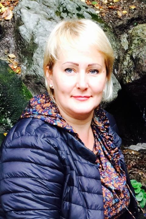 Anna (48) aus Osteuropa sucht einen Mann