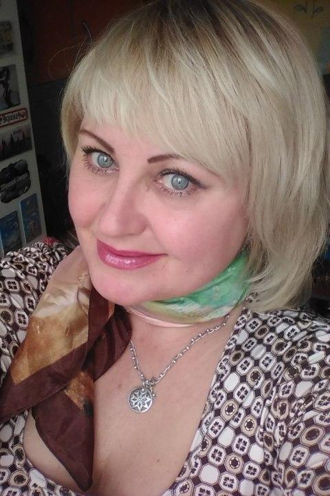 Natali (55) aus Osteuropa sucht einen Mann