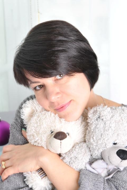 Yuliya (46) aus Osteuropa sucht einen Mann