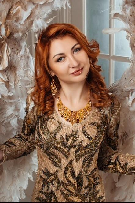 Olga sucht einen Partner über die Partnervermittlung Ukraine Foto von Olga, einer Frau aus der Ukraine auf Partnersuche