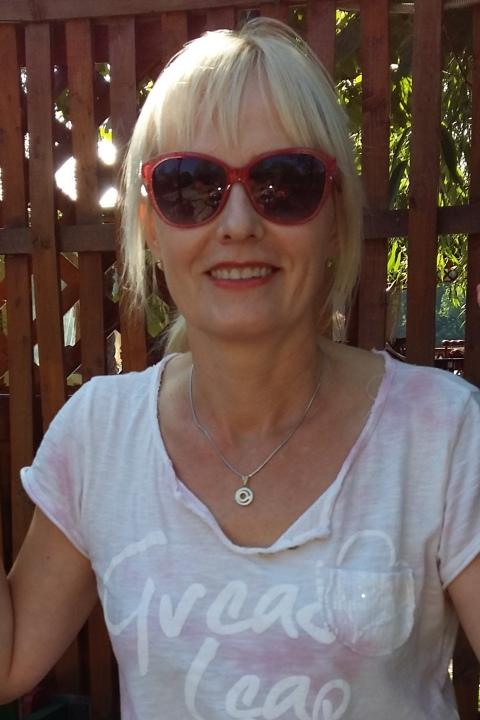 Nata sucht einen Partner über die Partnervermittlung Ukraine Foto von Nata, einer Frau aus der Ukraine auf Partnersuche