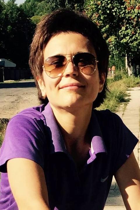 Jeanne sucht einen Partner über die Partnervermittlung Ukraine Foto von Jeanne, einer Frau aus der Ukraine auf Partnersuche