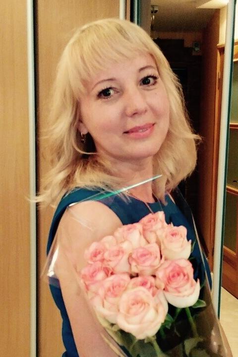 Vita sucht einen Partner über die Partnervermittlung Ukraine Foto von Vita, einer Frau aus der Ukraine auf Partnersuche