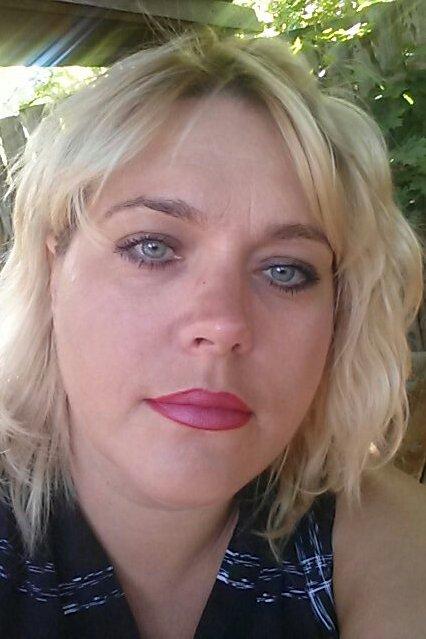 Каtya sucht einen Partner über die Partnervermittlung Ukraine Foto von Каtya, einer Frau aus der Ukraine auf Partnersuche