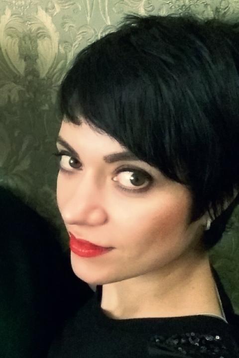 Yulia (40) aus Osteuropa sucht einen Mann