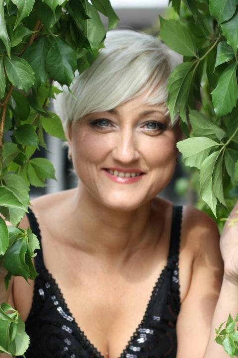 Tatyana sucht einen Partner über die Partnervermittlung Ukraine Foto von Tatyana, einer Frau aus der Ukraine auf Partnersuche