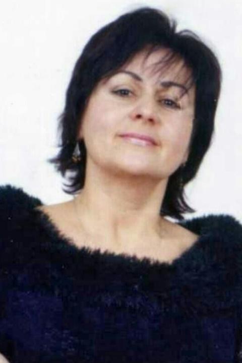 Elena sucht einen Partner über die Partnervermittlung Ukraine Foto von Elena, einer Frau aus der Ukraine auf Partnersuche