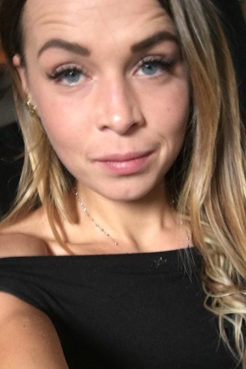 Olha (33) aus Osteuropa sucht einen Mann