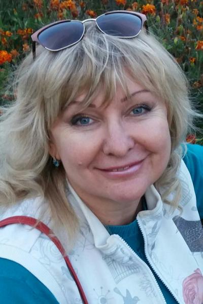 Nataliya (59) aus Osteuropa sucht einen Mann