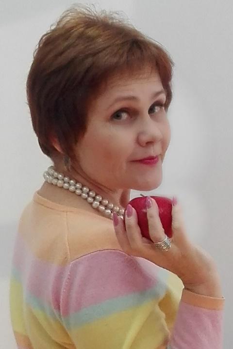 Tetiana (64) aus Osteuropa sucht einen Mann